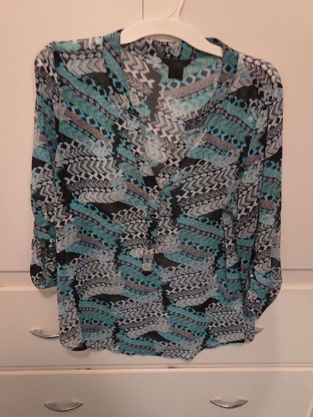 Women's Turquoise Black Patterned V-Neck Blouse